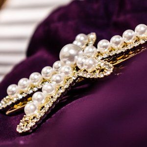 Pearl Hair Clips